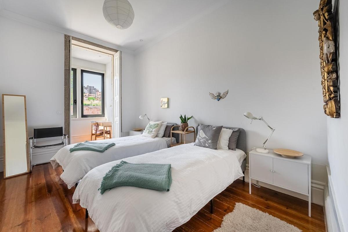 Hidden Gem Near Center- Garden, Outdoor Kitchen, Sauna *