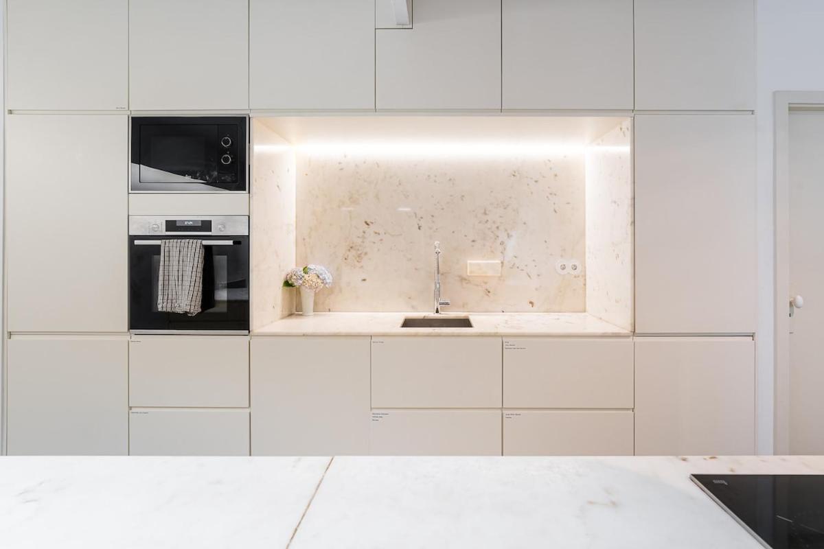 Villa Hidden Gem Near Center- Garden, Outdoor Kitchen, Sauna *