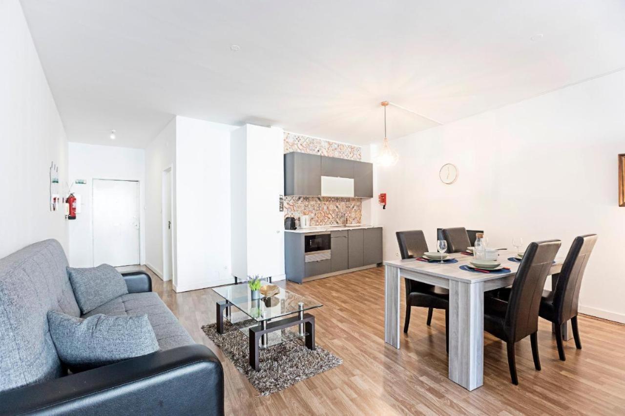 Coliseu Downtown Loft Apartment *