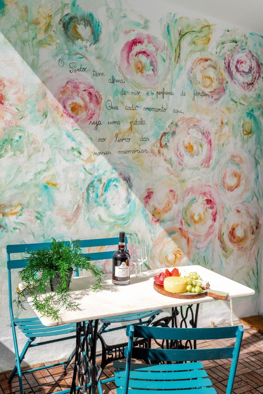 Apartamento Hostwise - Stylish W/ Charming Terrace
