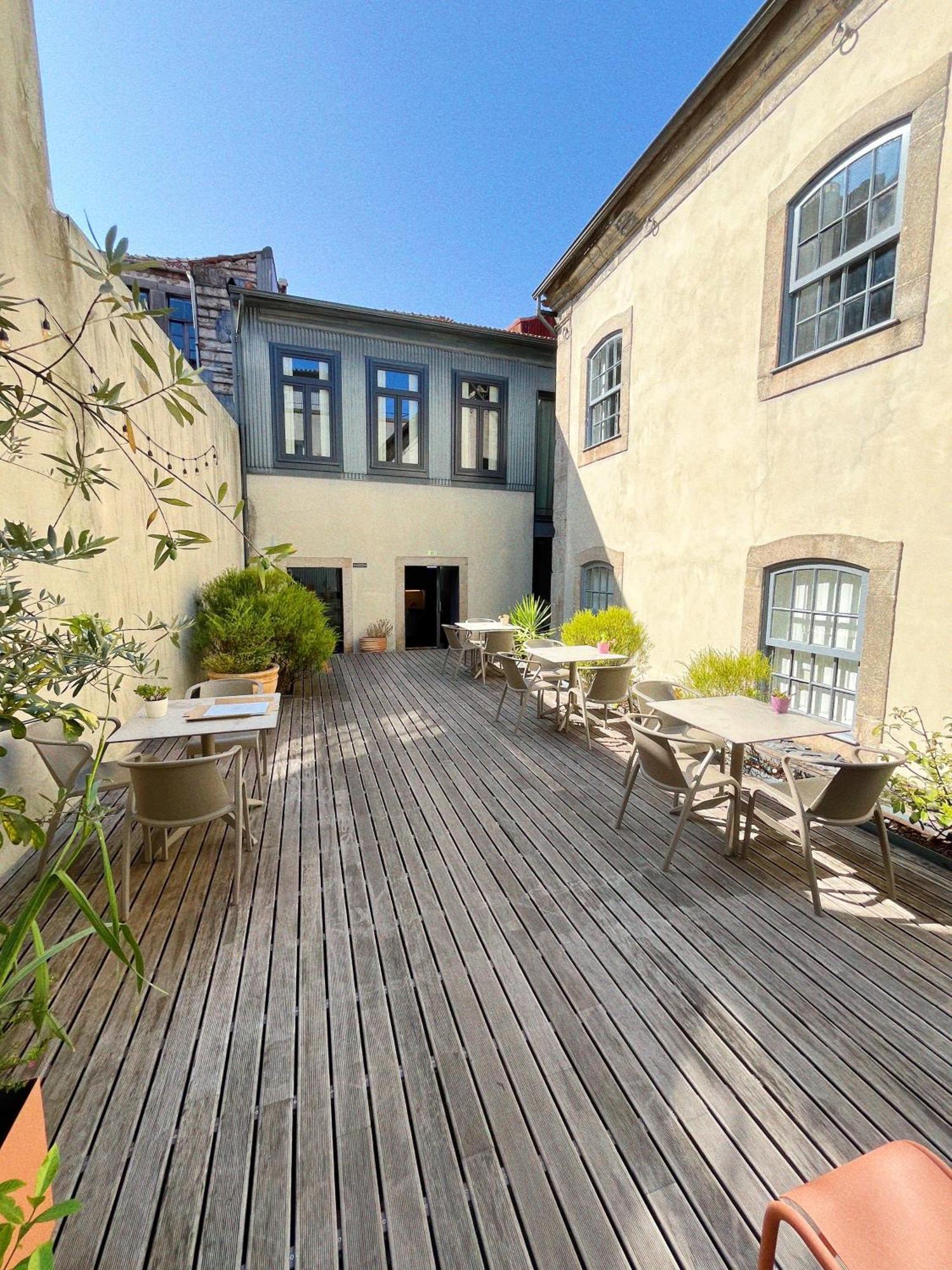 Casa Dos Loios By Shiadu Guest house Porto