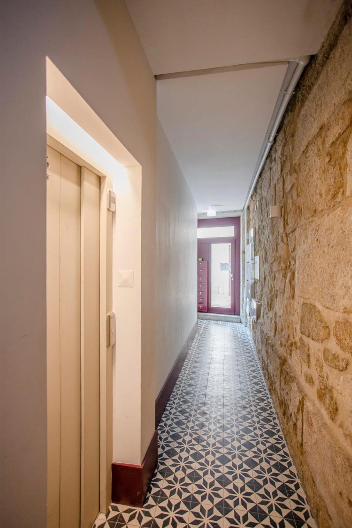 Liiiving In - Ribeira Vintage View Apartamento *