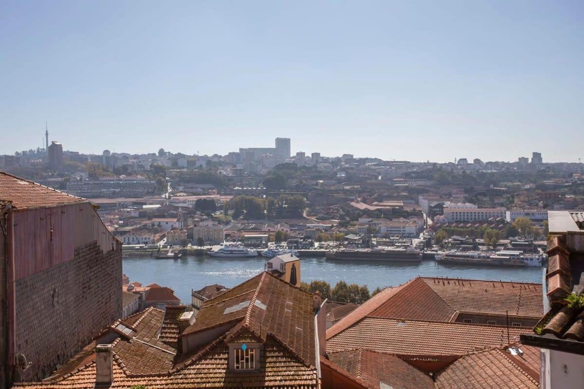 Liiiving In - Ribeira Vintage View *