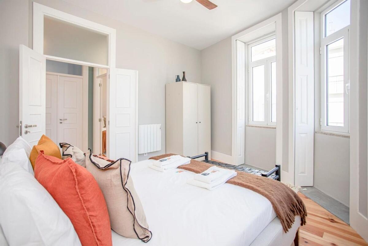 Liiiving In - Art Design Apartment
