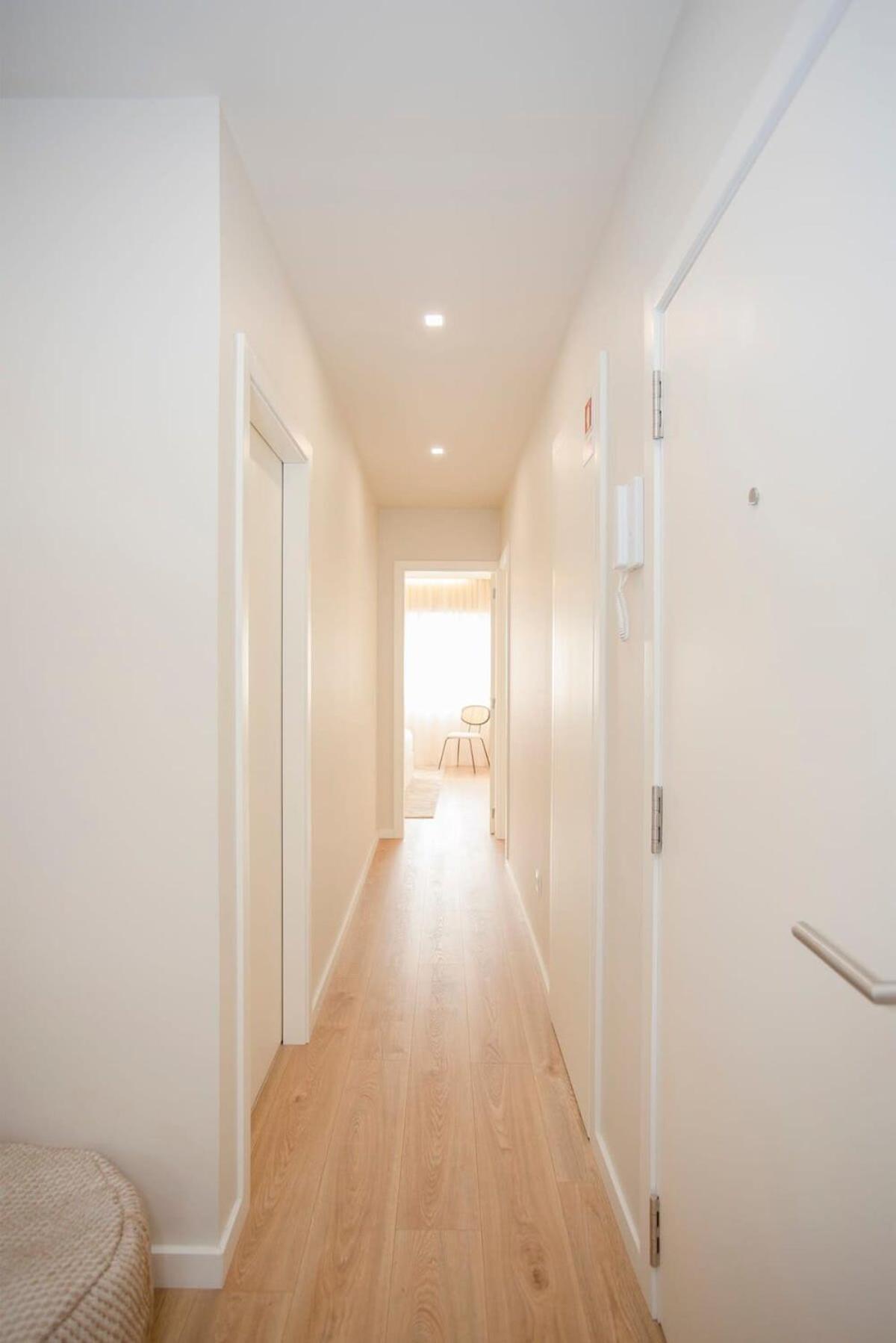 Apartment Liiiving In - Uptown Pearl