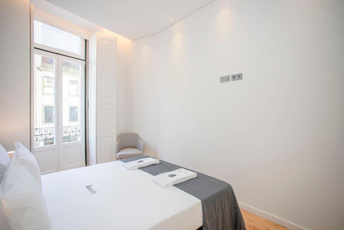 Liiiving In Porto-mouzinho Apartment *