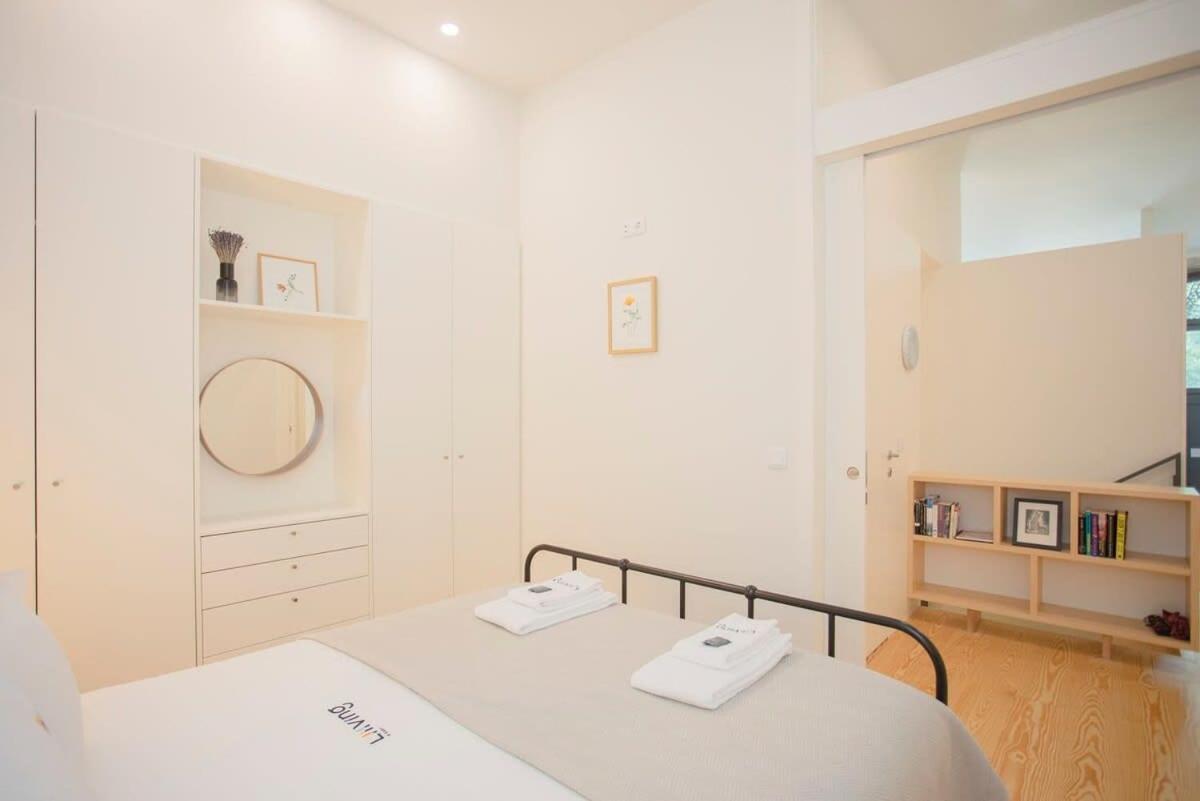 Liiiving In - Haven Pool Apartment