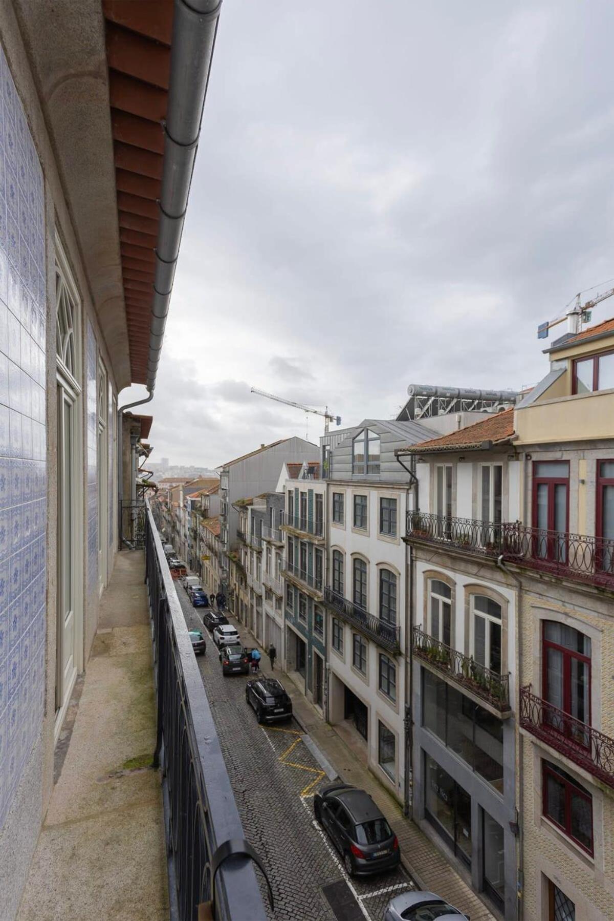 Liiiving In - Luxury Design * Porto