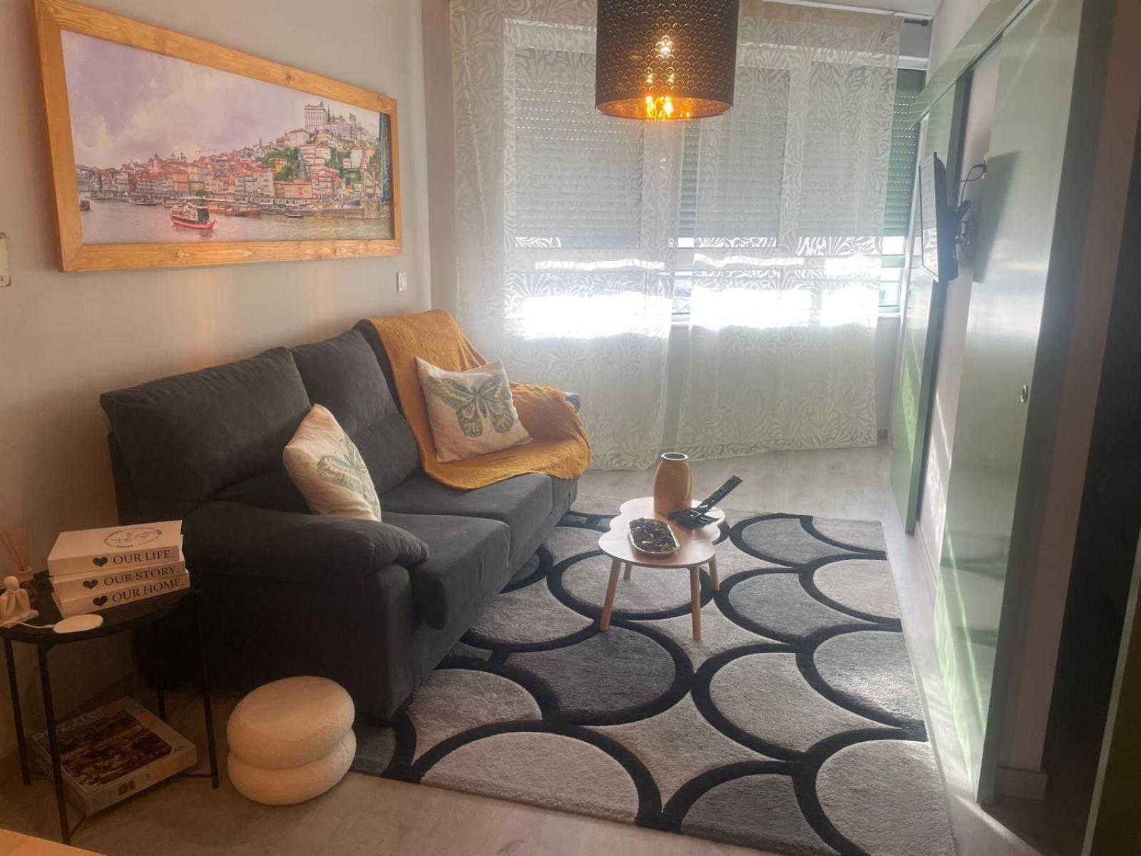Charme Apartment *