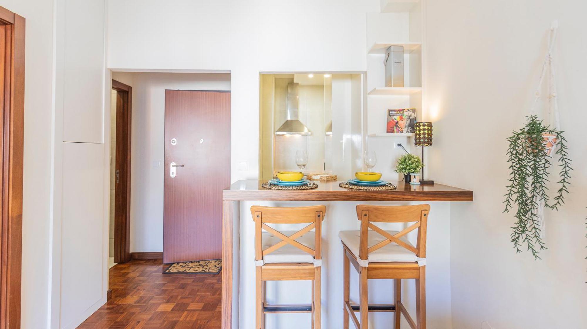 Adorable 2d Apartment