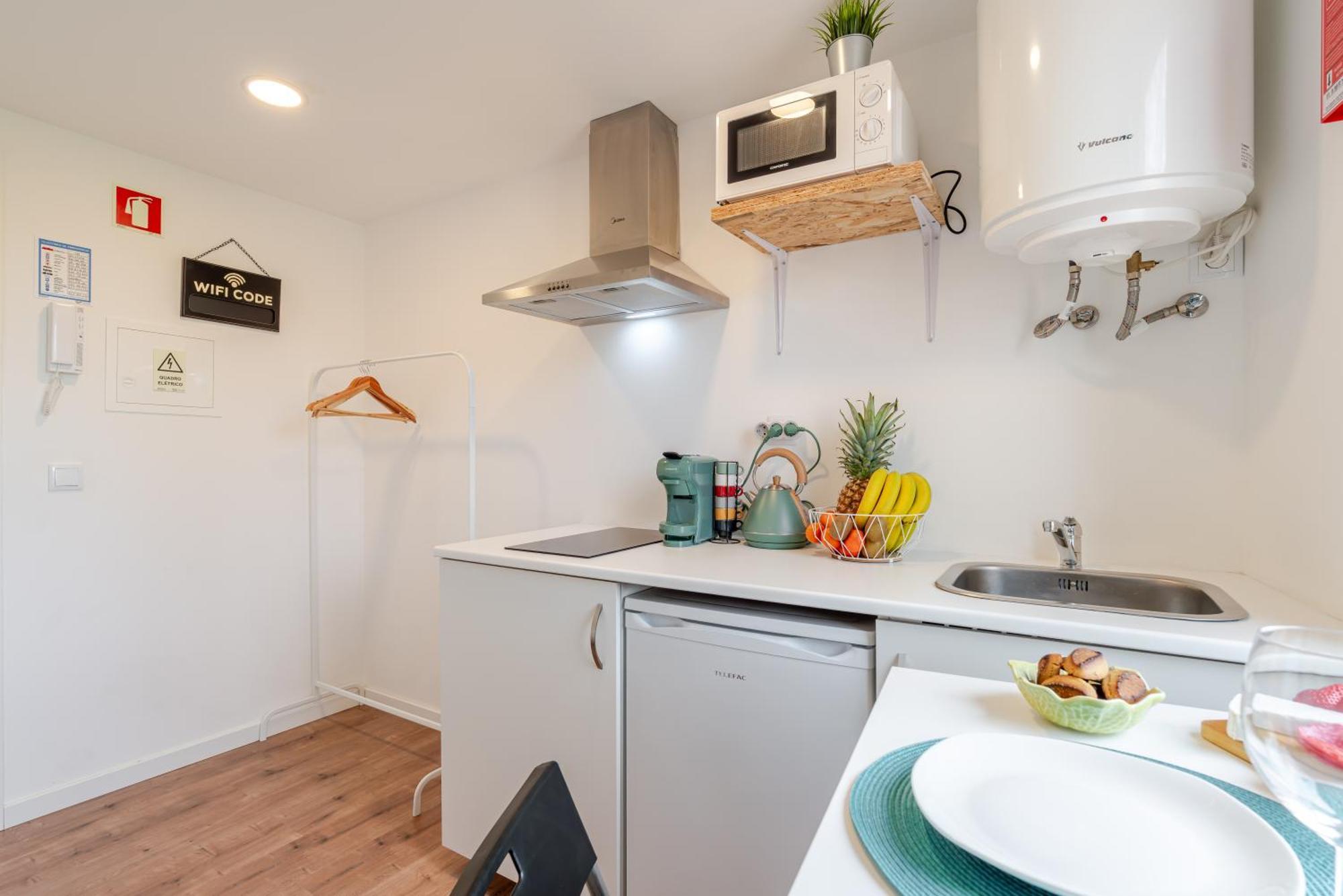 Hostwise - Stylish Sunny Flats Porto