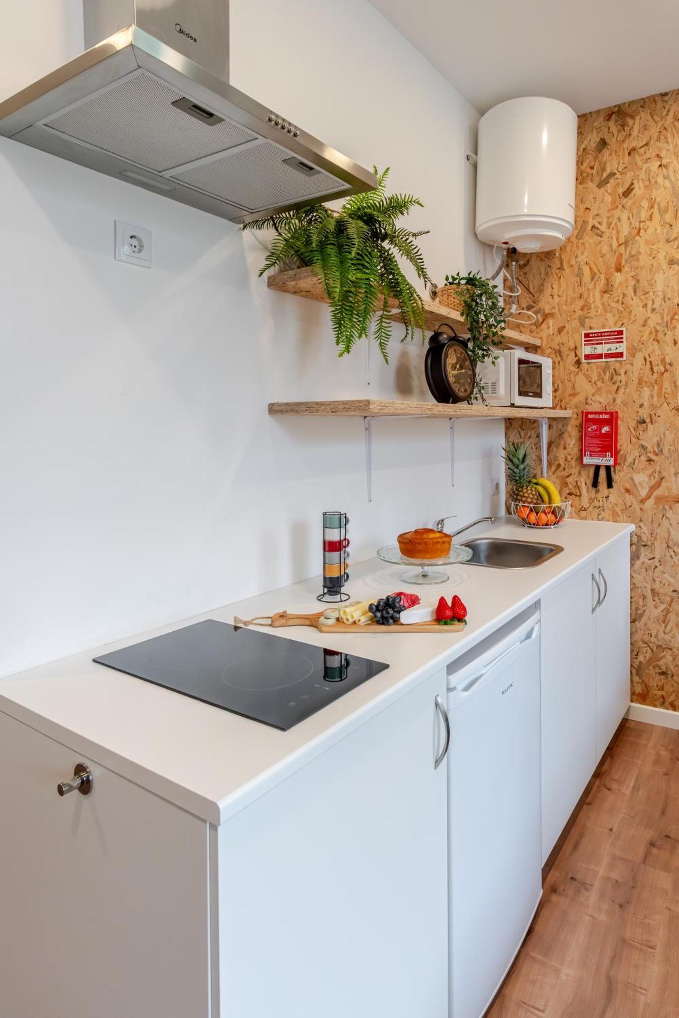Hostwise - Stylish Sunny Flats Apartment Porto