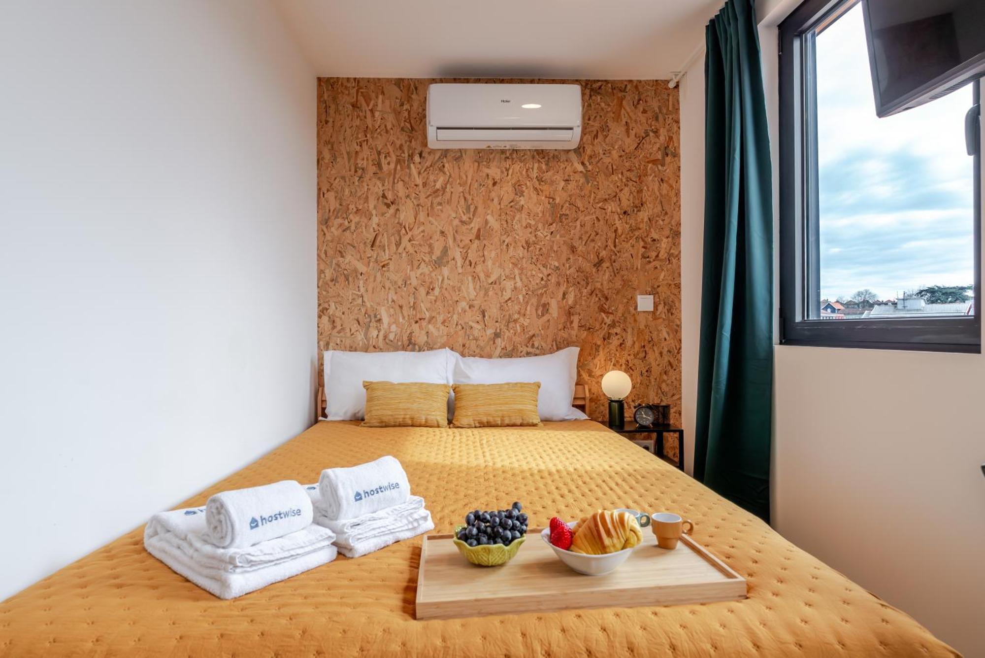 Hostwise - Stylish Sunny Flats Apartment Porto