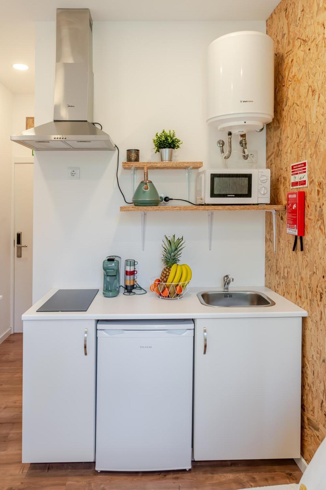 Apartment Hostwise - Stylish Sunny Flats Porto
