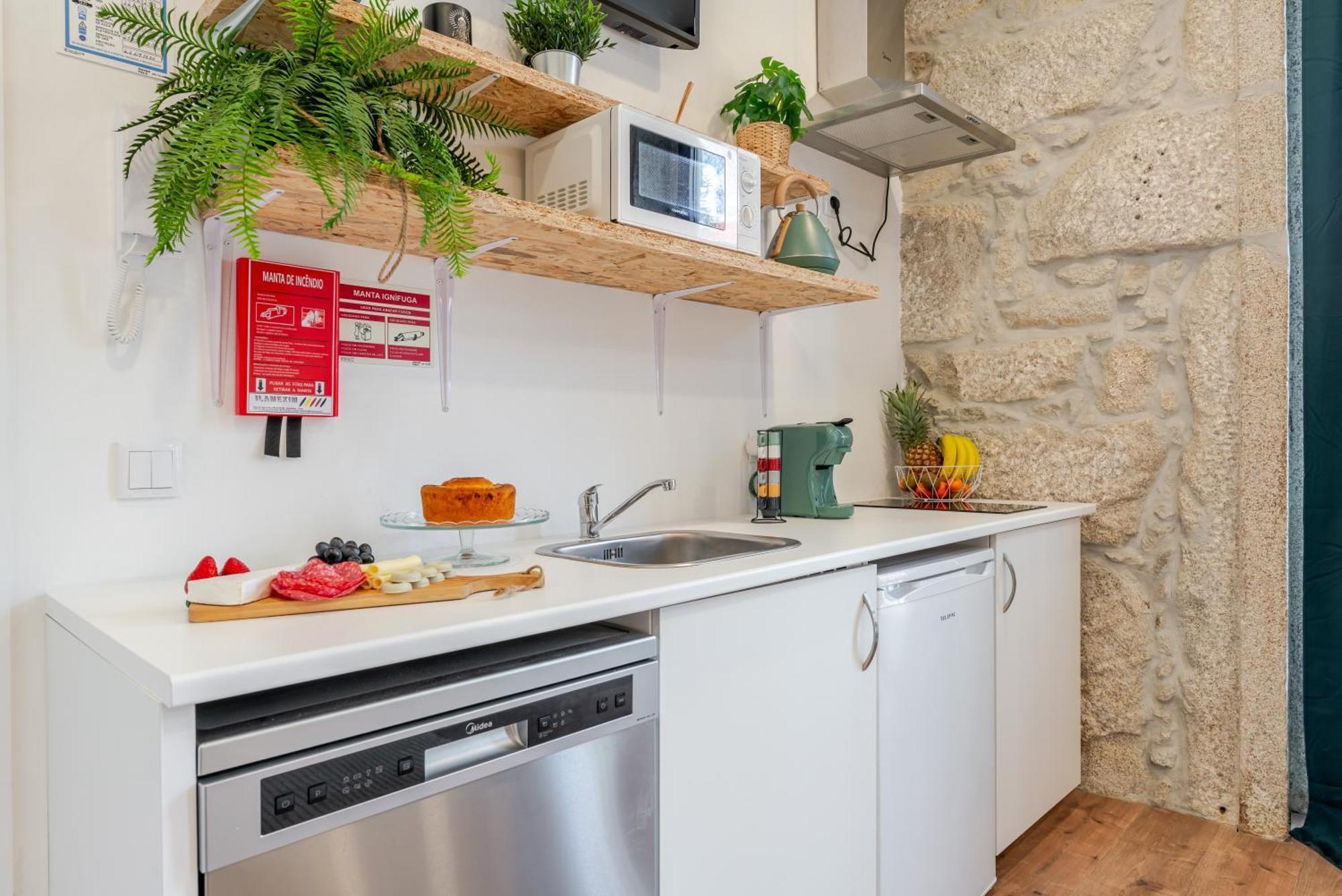 Apartment Hostwise - Stylish Sunny Flats *