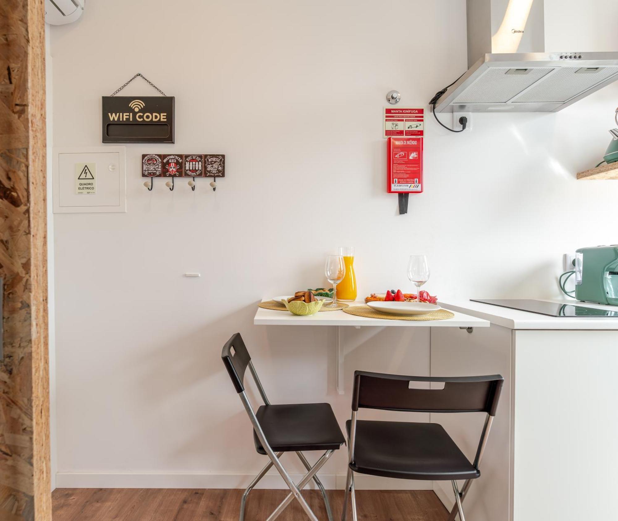 Hostwise - Stylish Sunny Flats * Porto