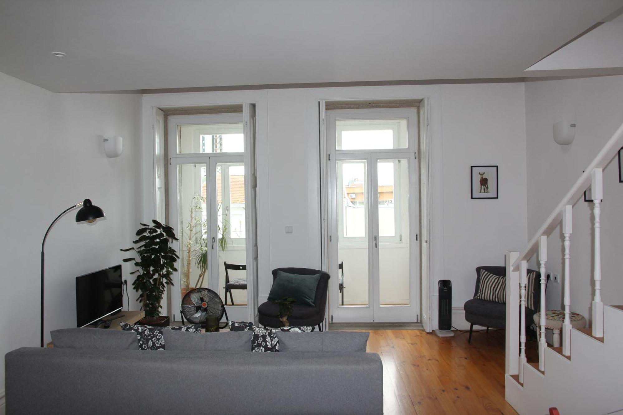 Downtown Urban Nest Apartment Porto