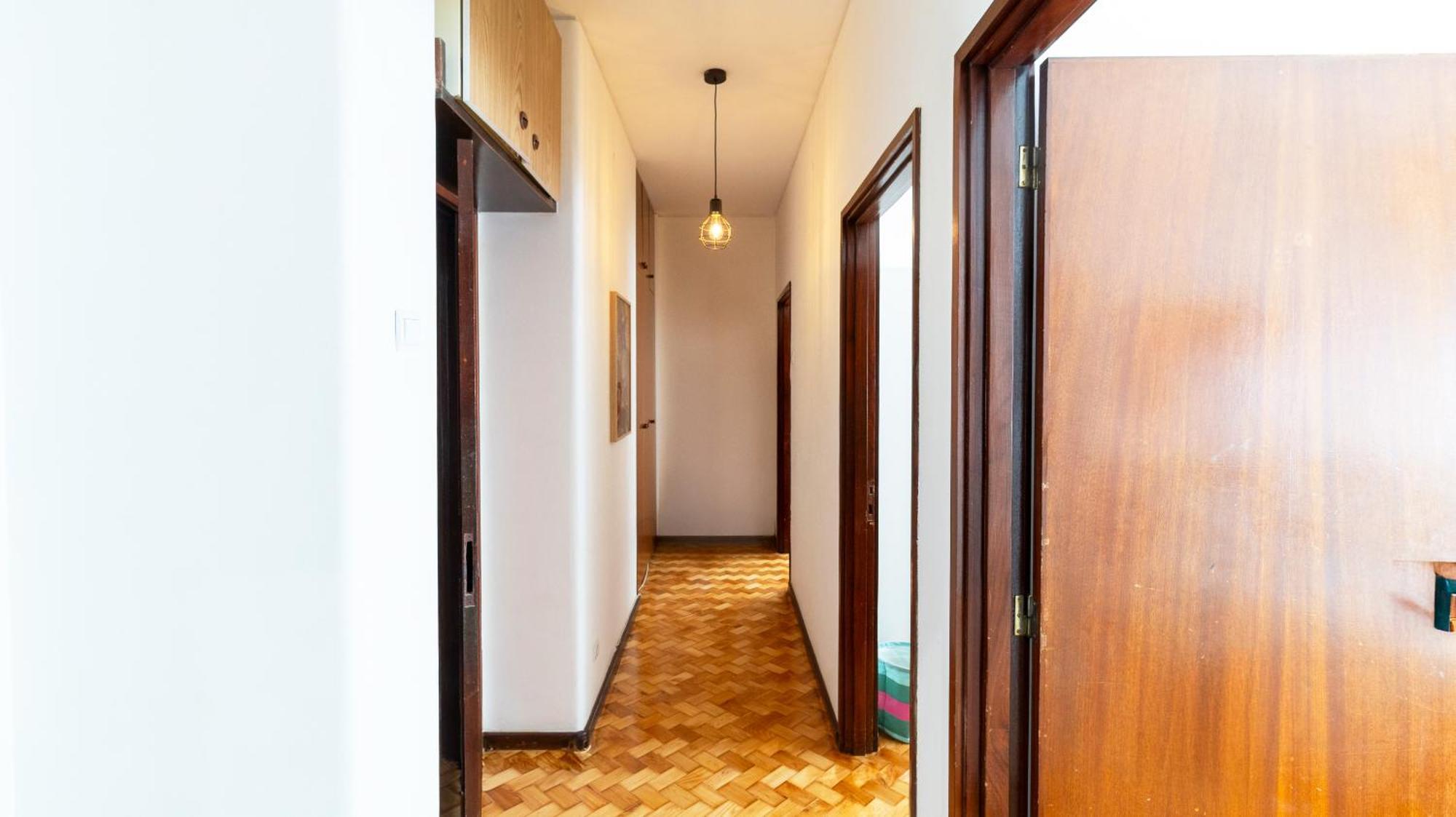 Apartment Bright Next Metro