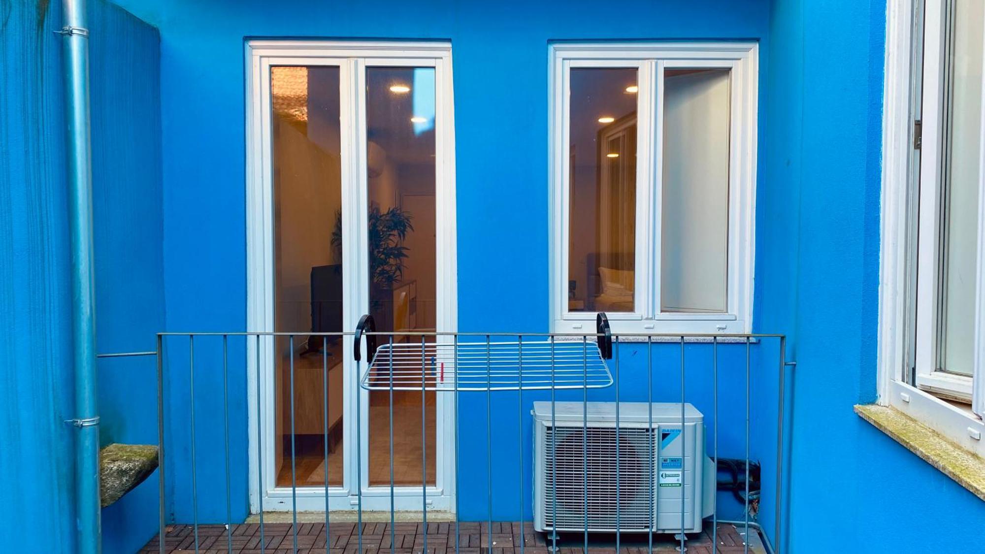 Sm Apartment *