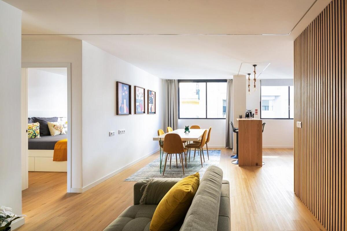 Apartment Yellow Breeze By Cozy