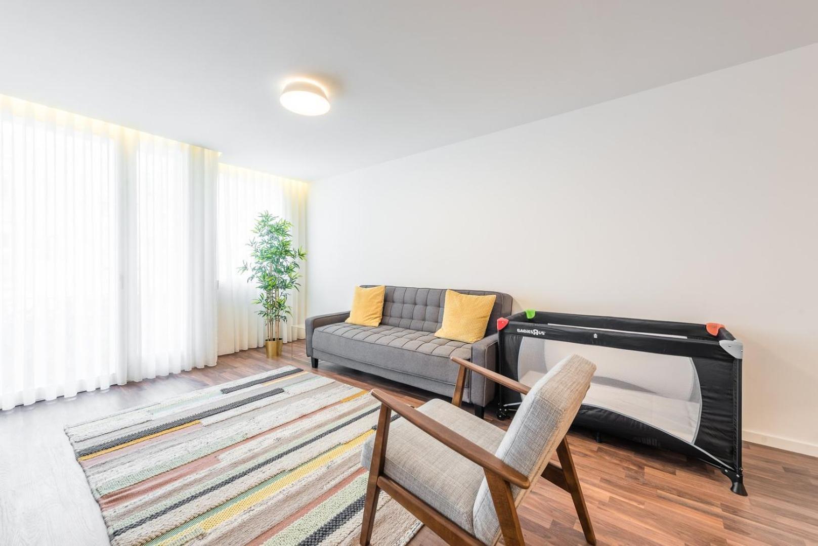 Guestready - Square Painted Ceuta Apartment
