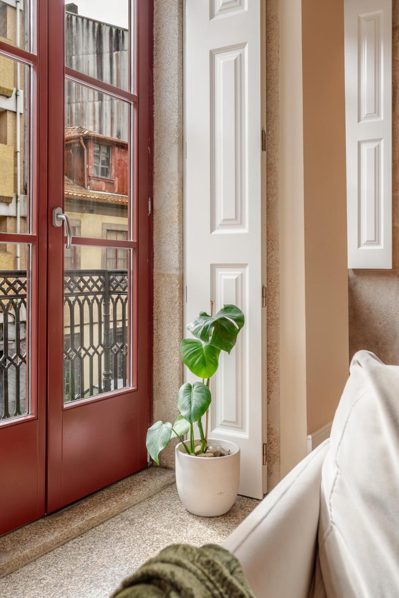 Visconde De Gandara By Stories * Porto