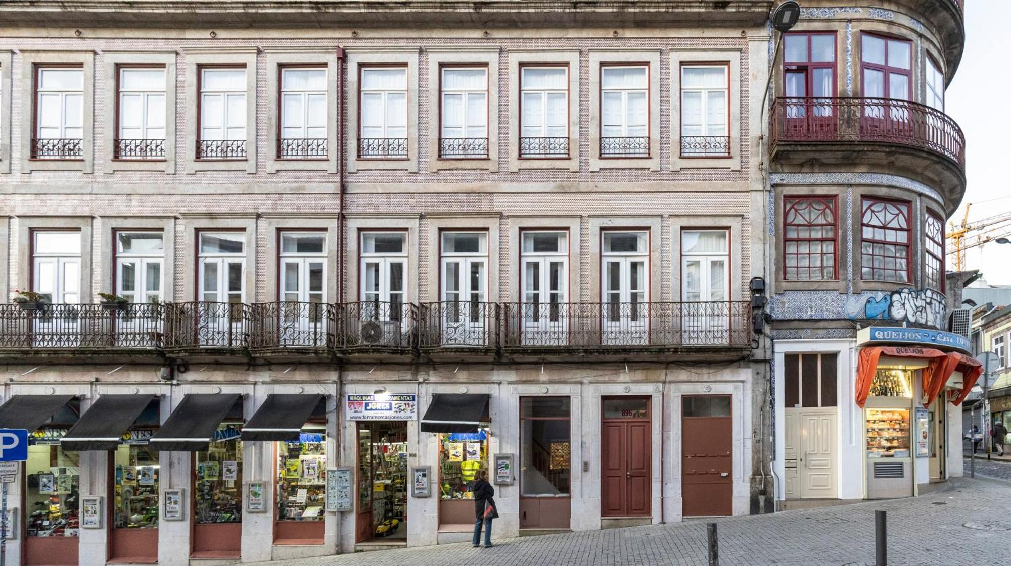 Apartment Bright Flat Few Steps To Aliados Av By Lovelystay