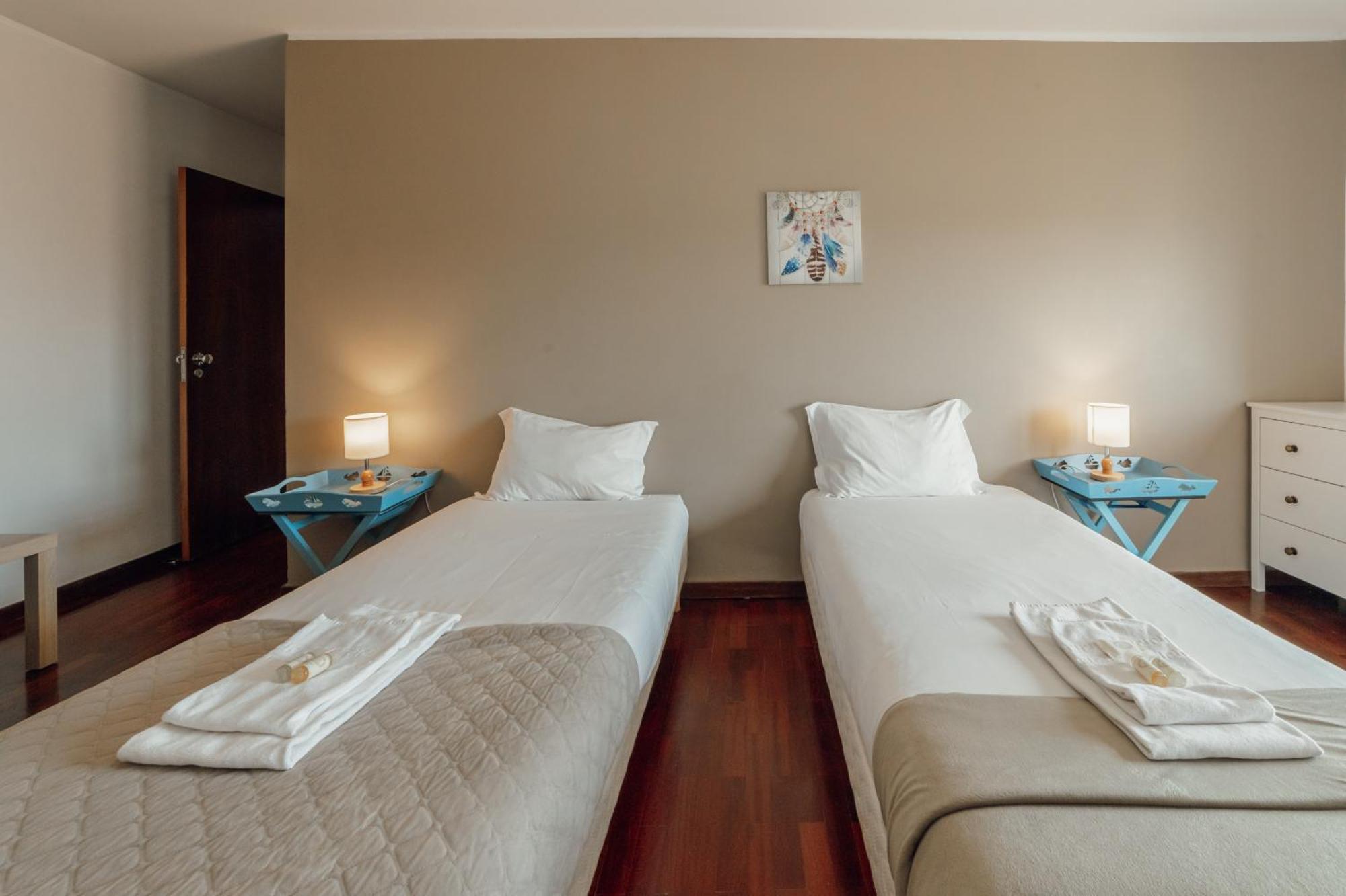 Espinho Modern 3 Bedroom By Vacationy Apartment *