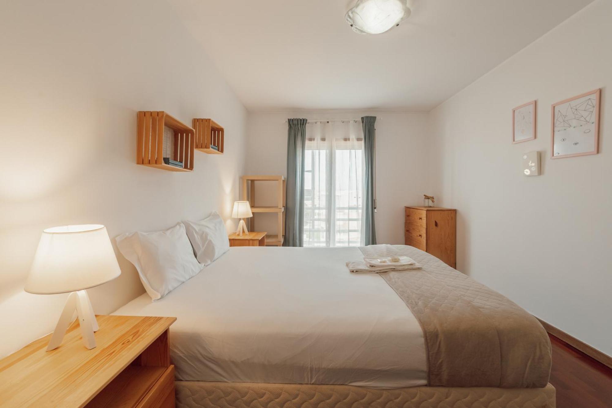 Espinho Modern 3 Bedroom By Vacationy Porto