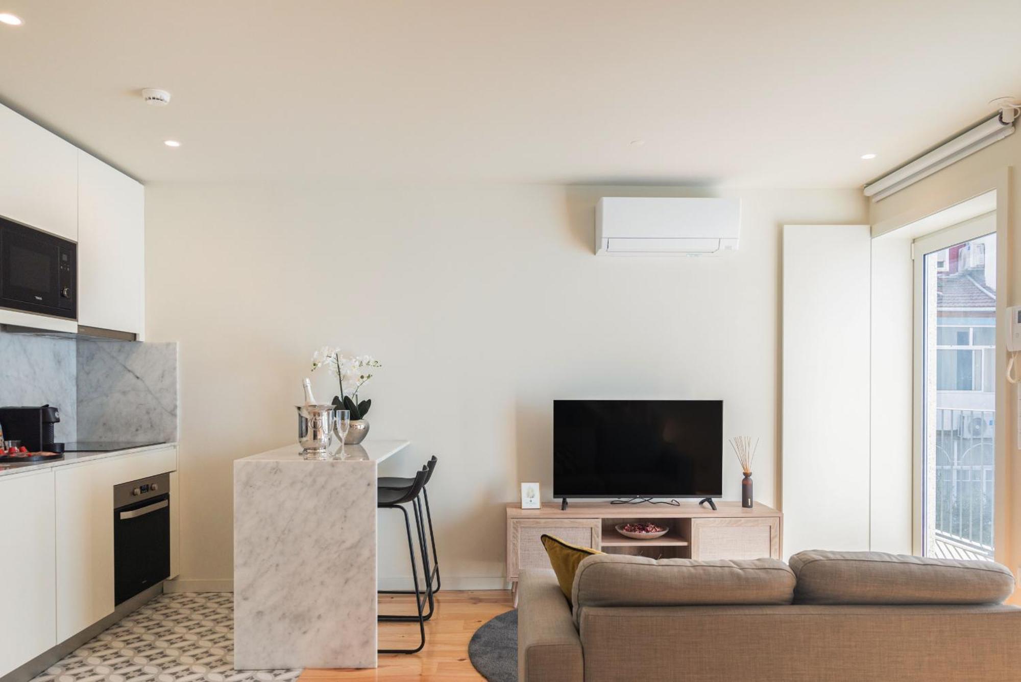 Luxury Style 3 Apartment *