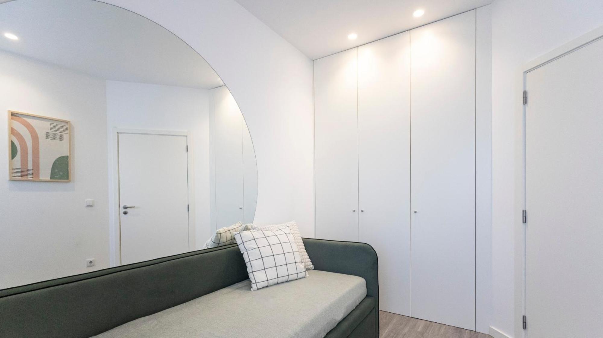Apartment Bright 2br Flat Near Praca Da Galiza By Lovelystay *