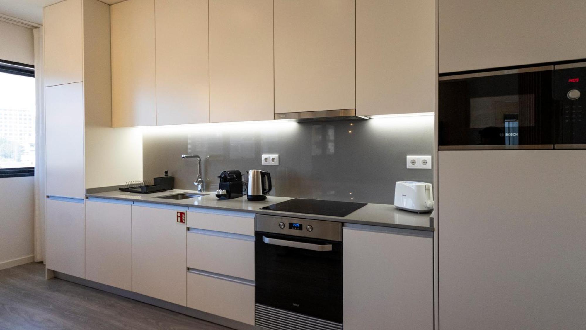Apartment Bright 2br Flat Near Praca Da Galiza By Lovelystay Porto