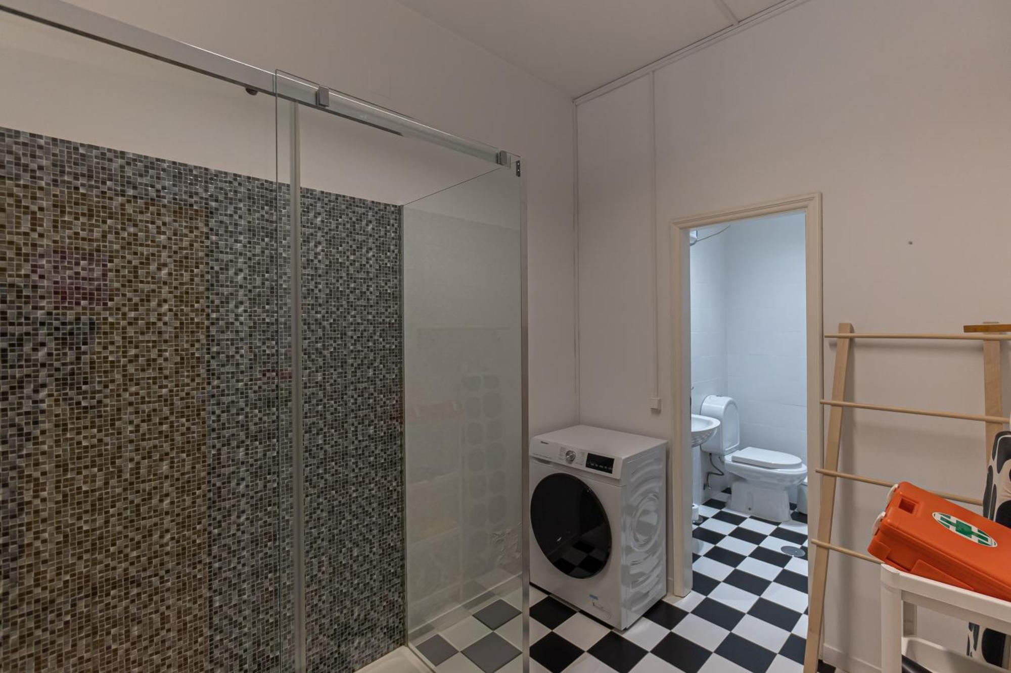 Spacious 2 Private Combined In 1 * Porto