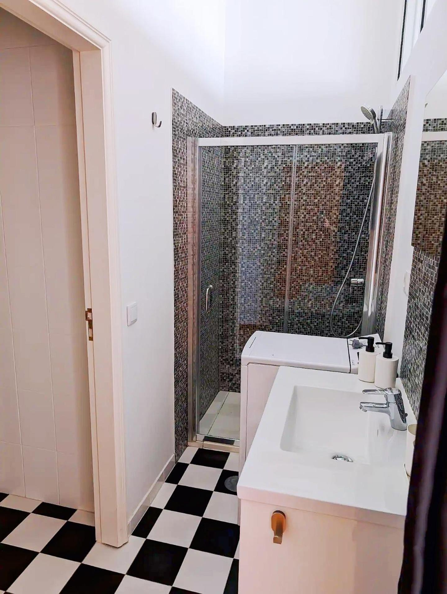 Spacious 2 Private Combined In 1 Apartment