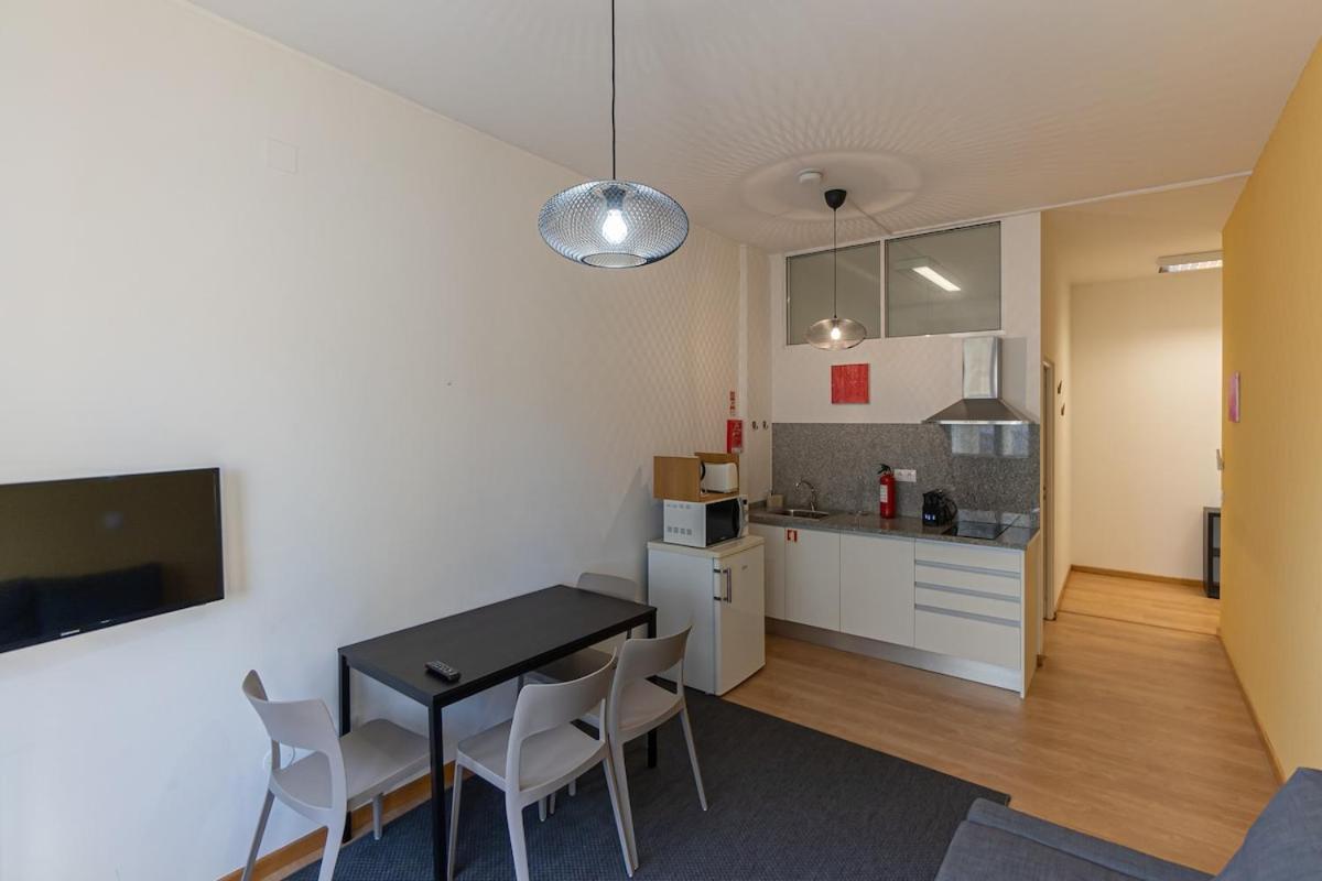 Apartment Spacious 2 Private Combined In 1 *