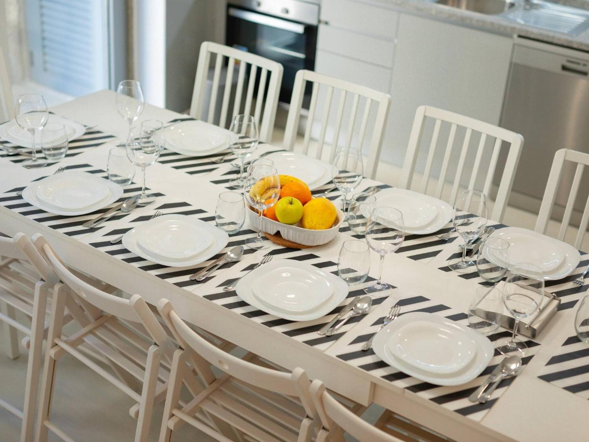 Guest - Maia House Villa