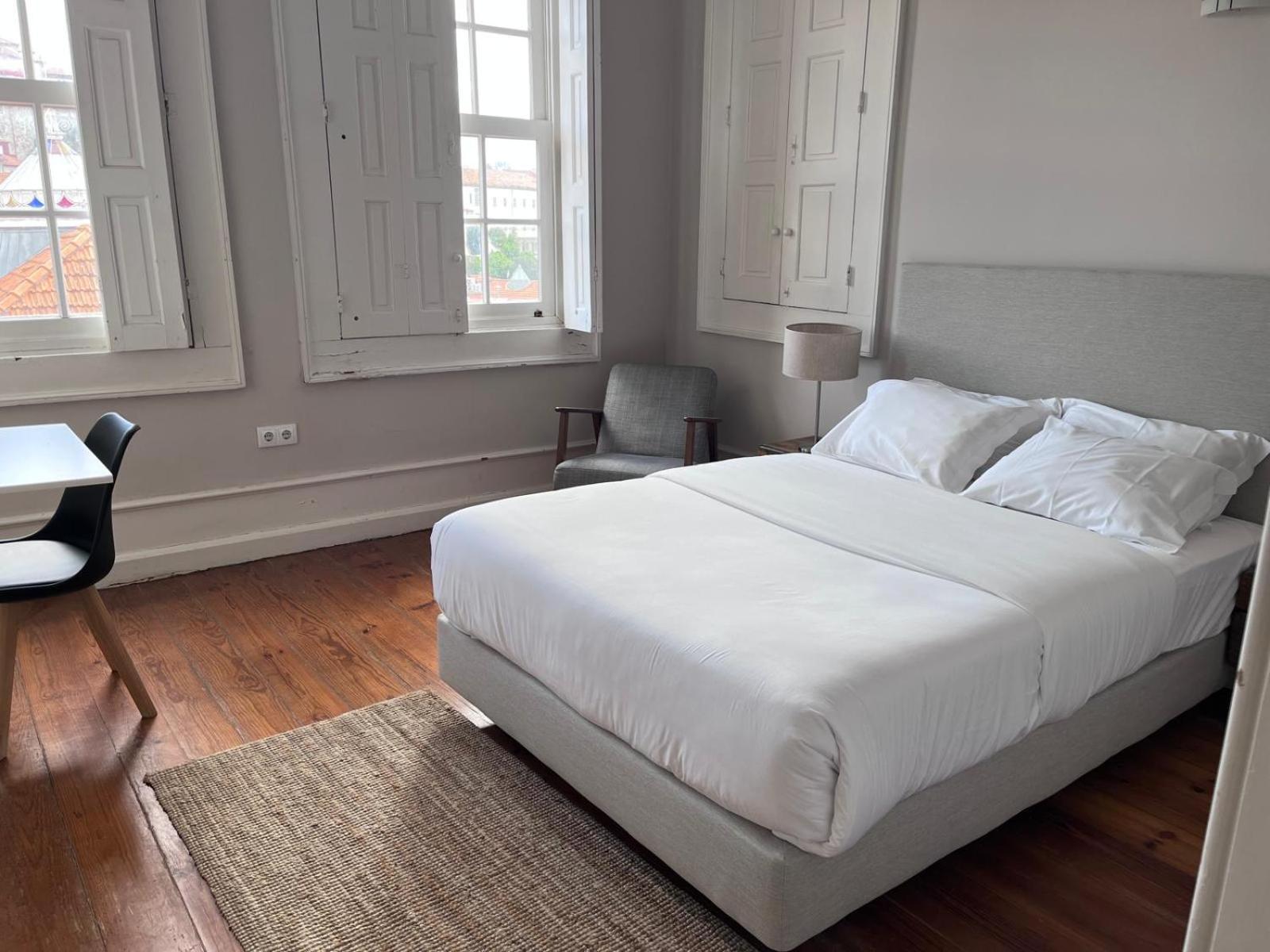 Republica Ribeira Guest house