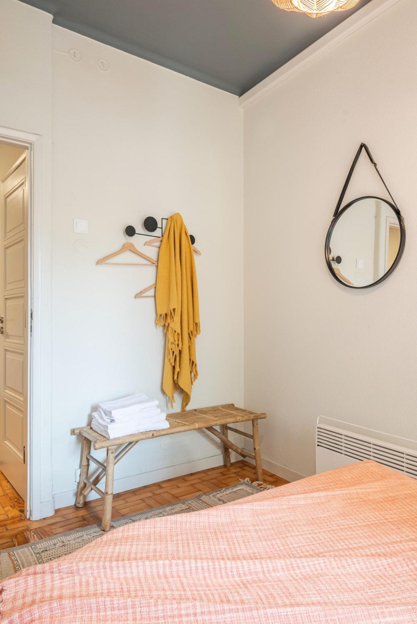 Trendy And Modern 3br Family Apartment Porto
