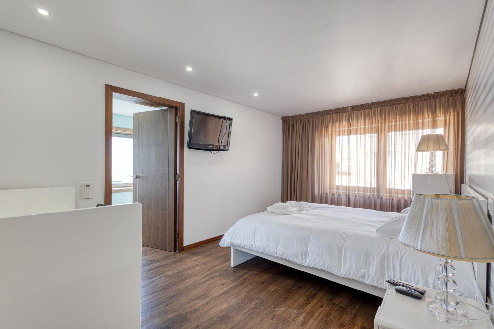 On Luxury House - Pool & Parking Holiday home Porto