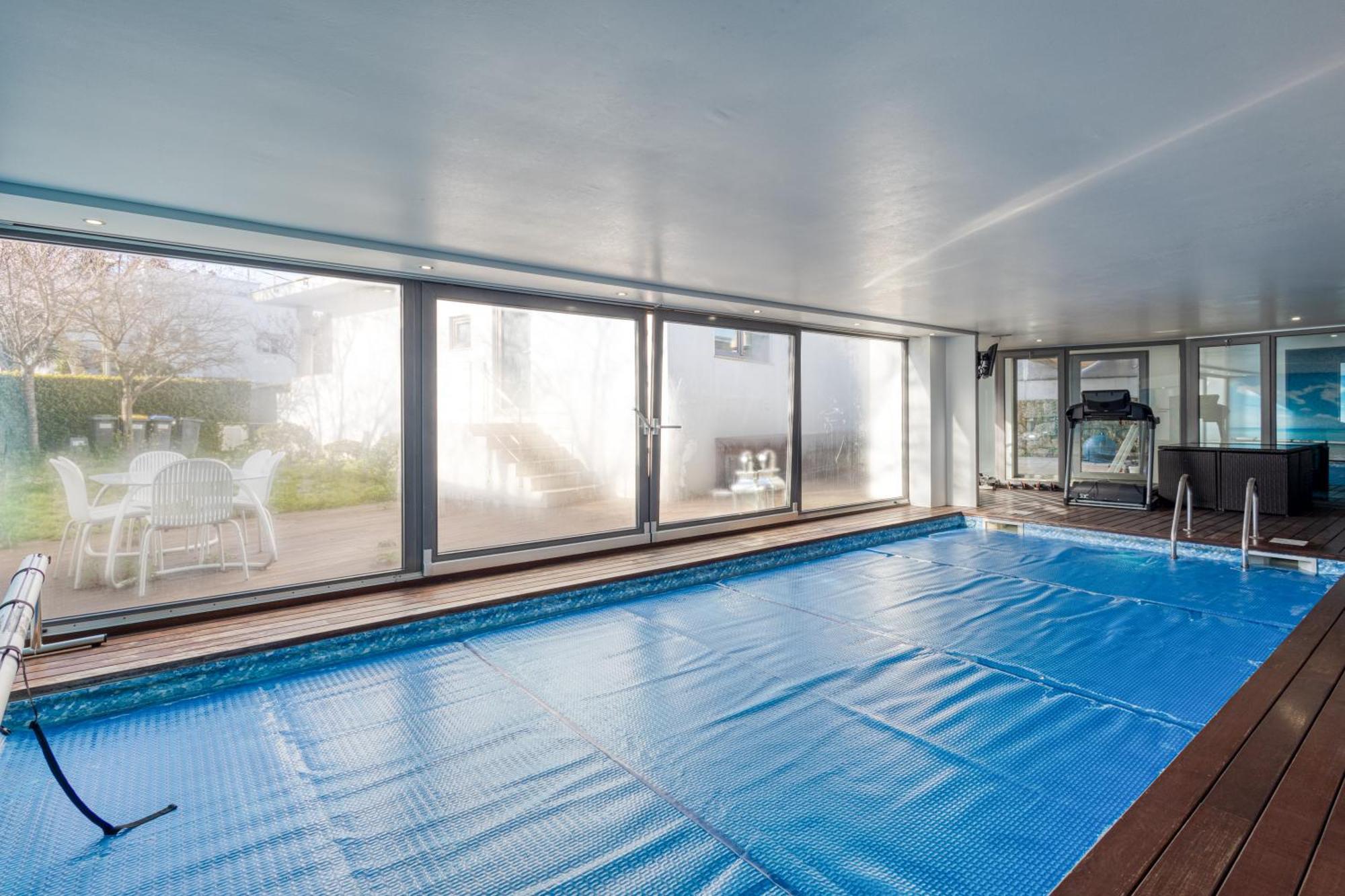 Holiday home On Luxury House - Pool & Parking *