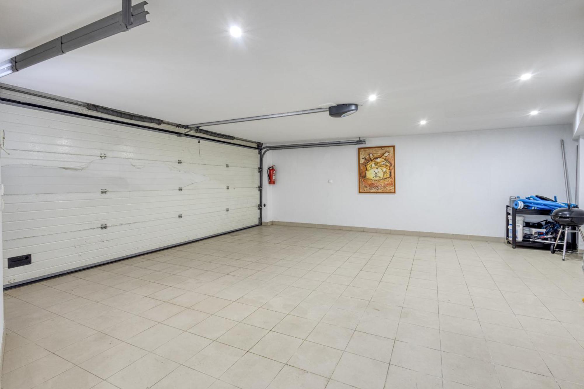 Holiday home On - Luxury House - Pool & Parking & Pet Friendly *