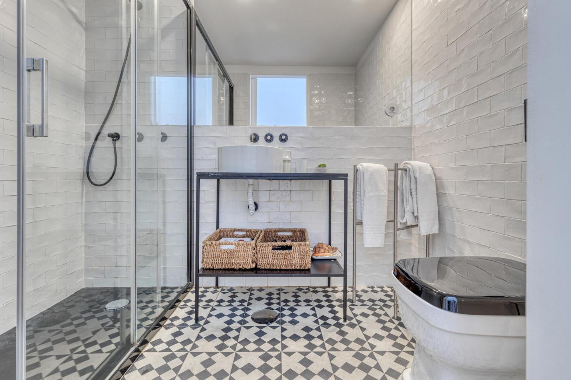 Formosa With Parking And Historic Charm! Apartment