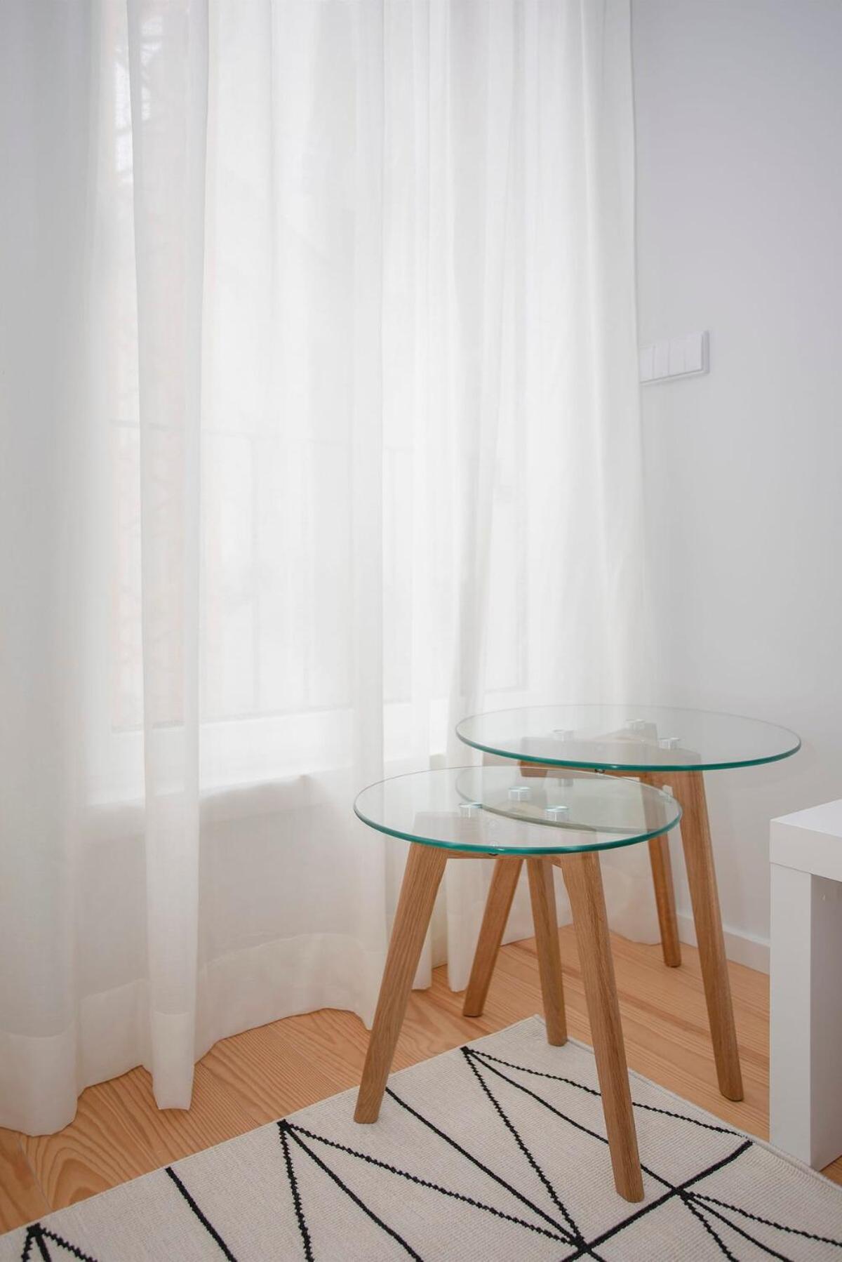 Liiiving In - Modern & Glam J Apartment *