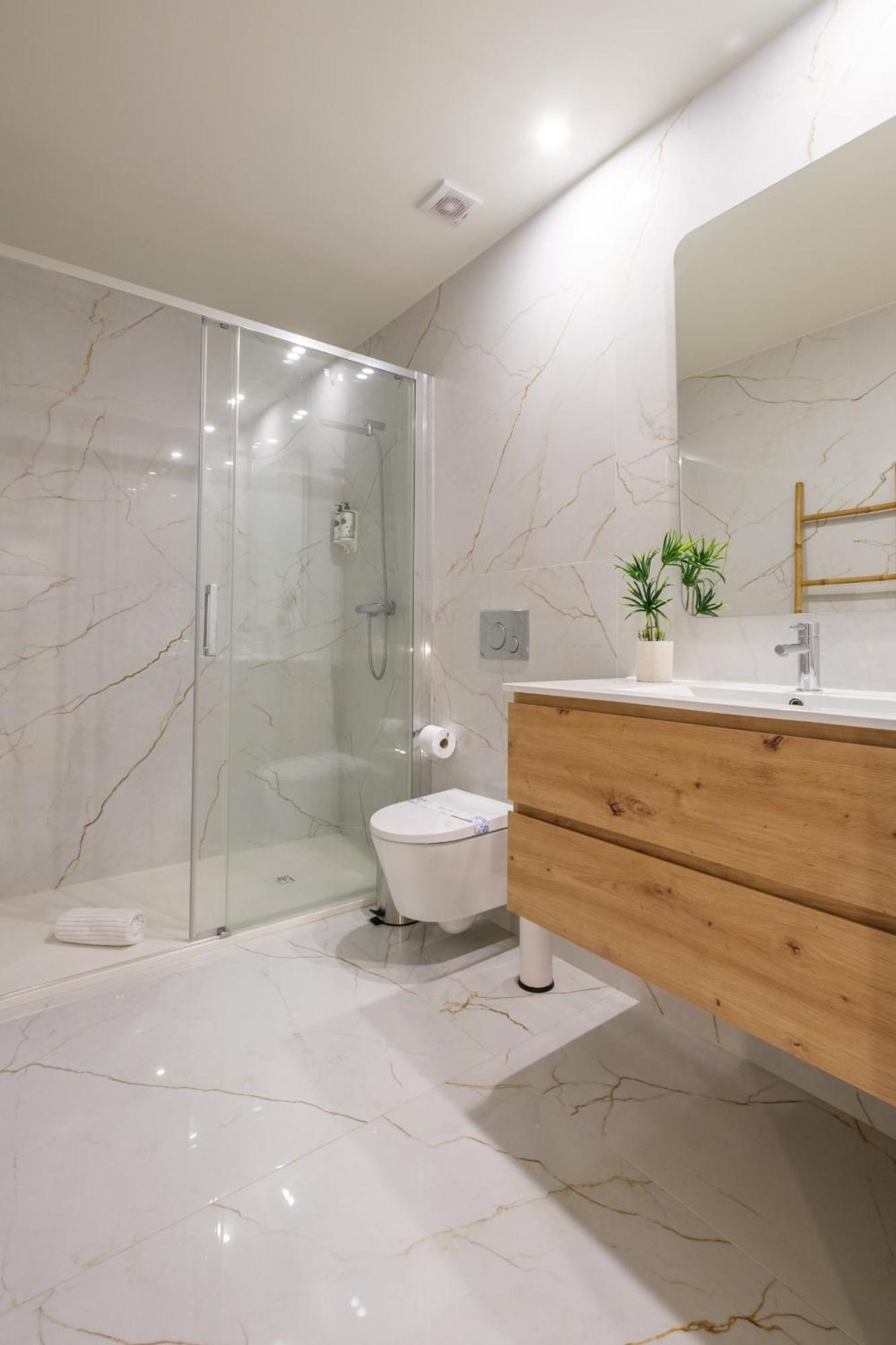 Apartment Luxury Style 6 With Ac Downtown Near Metro