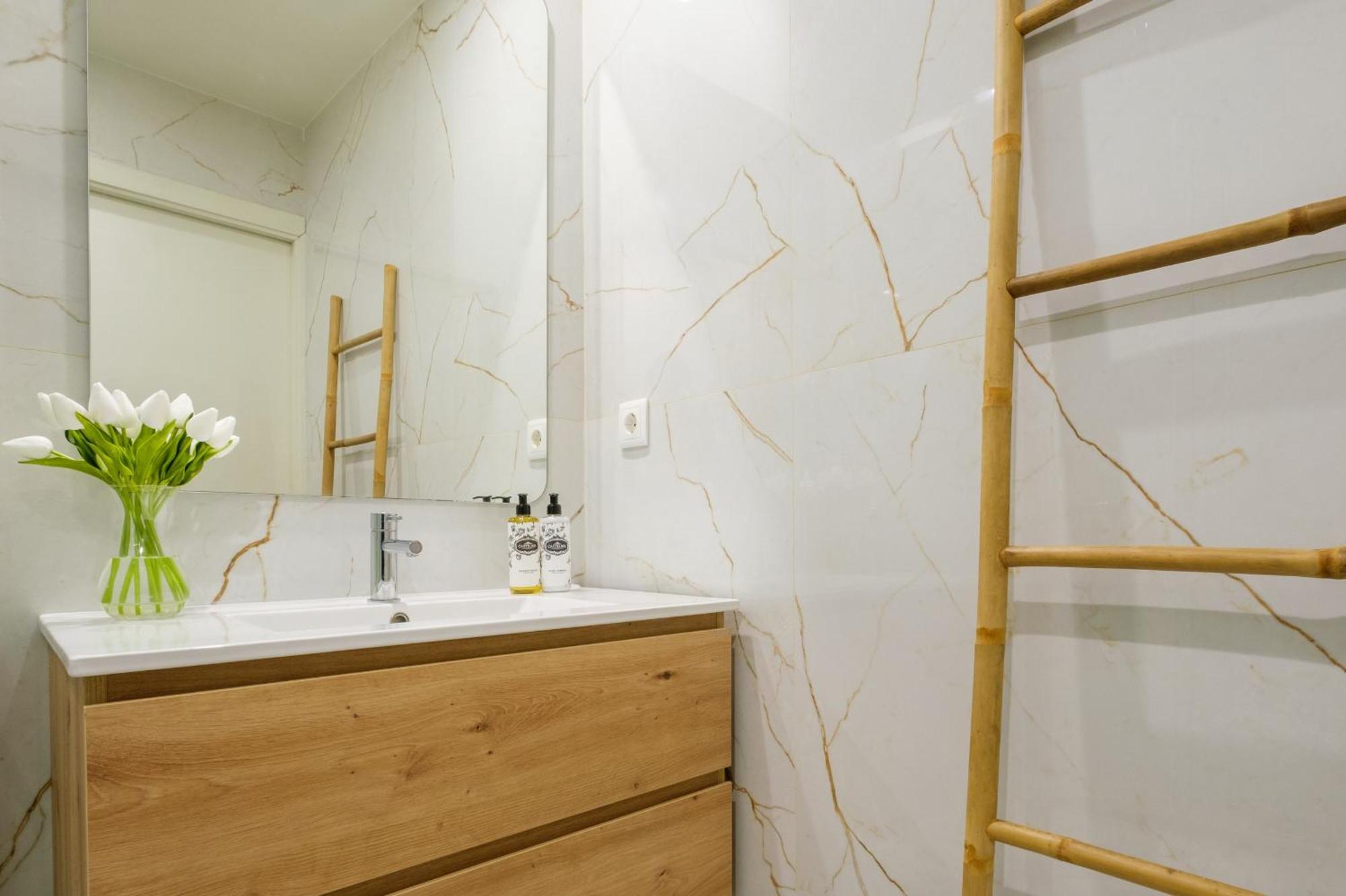 Luxury Style 7 With Ac Downtown Near Metro Apartment Porto