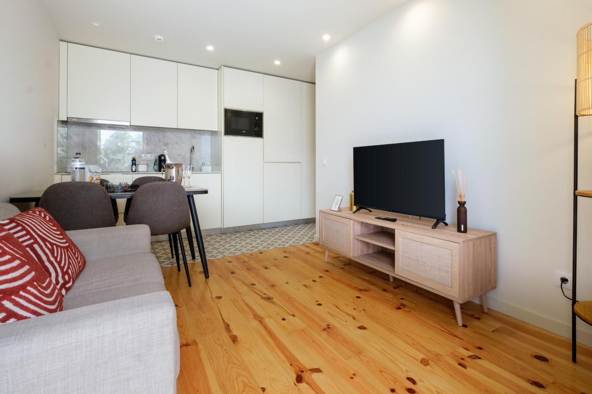 Luxury Style 7 With Ac Downtown Near Metro * Porto