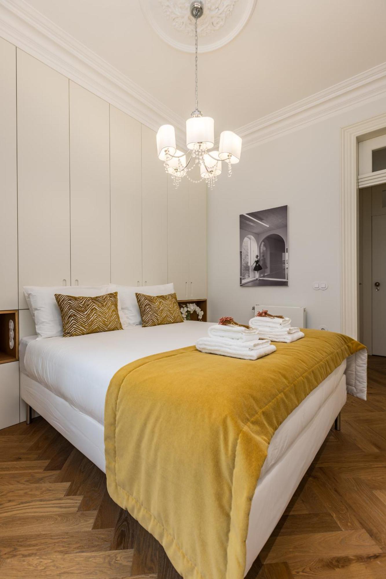 Bailarina Historic Luxury House At Rua Flores Apartment *