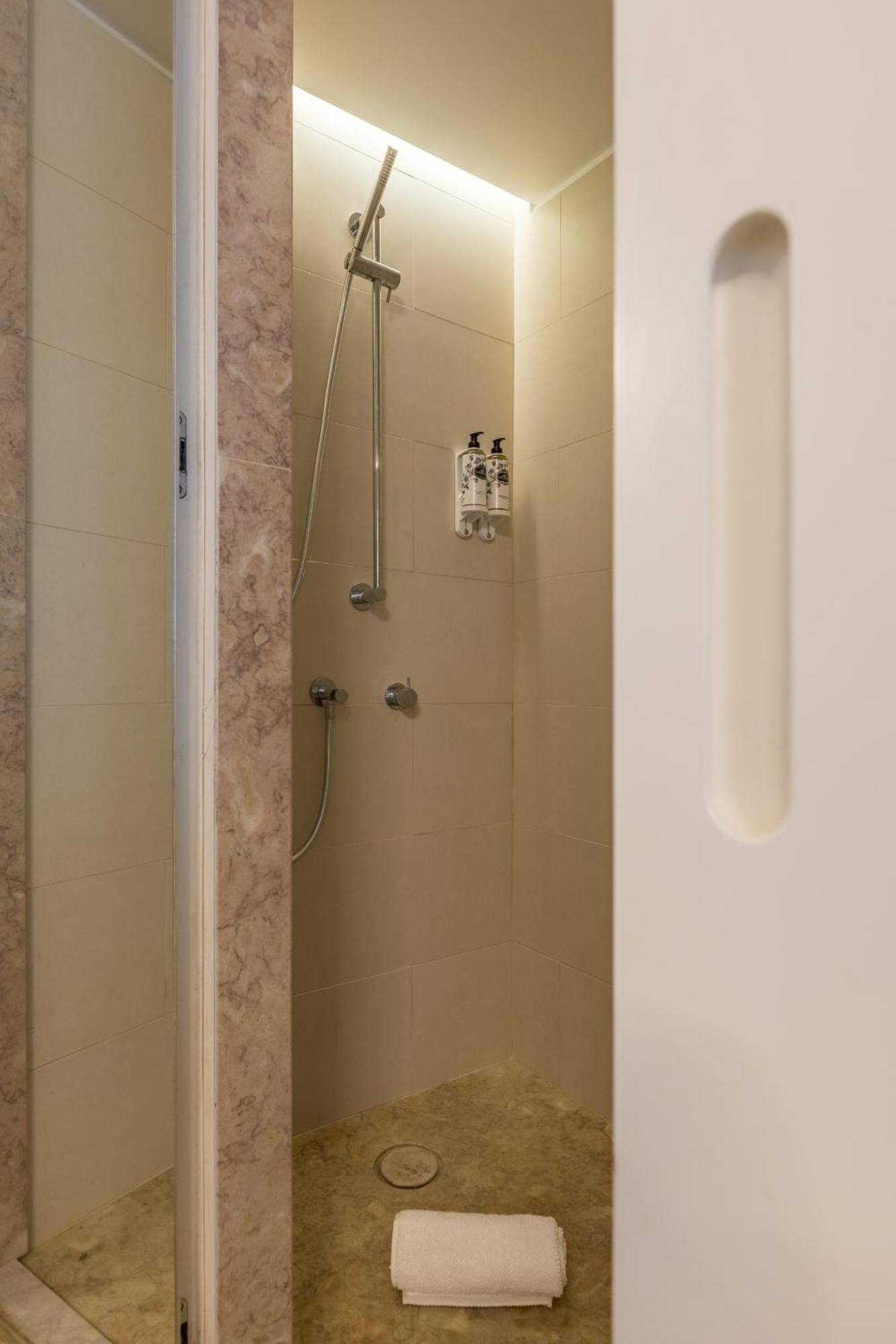 Discovery Luxury Historic House At Rua Flores Apartment *