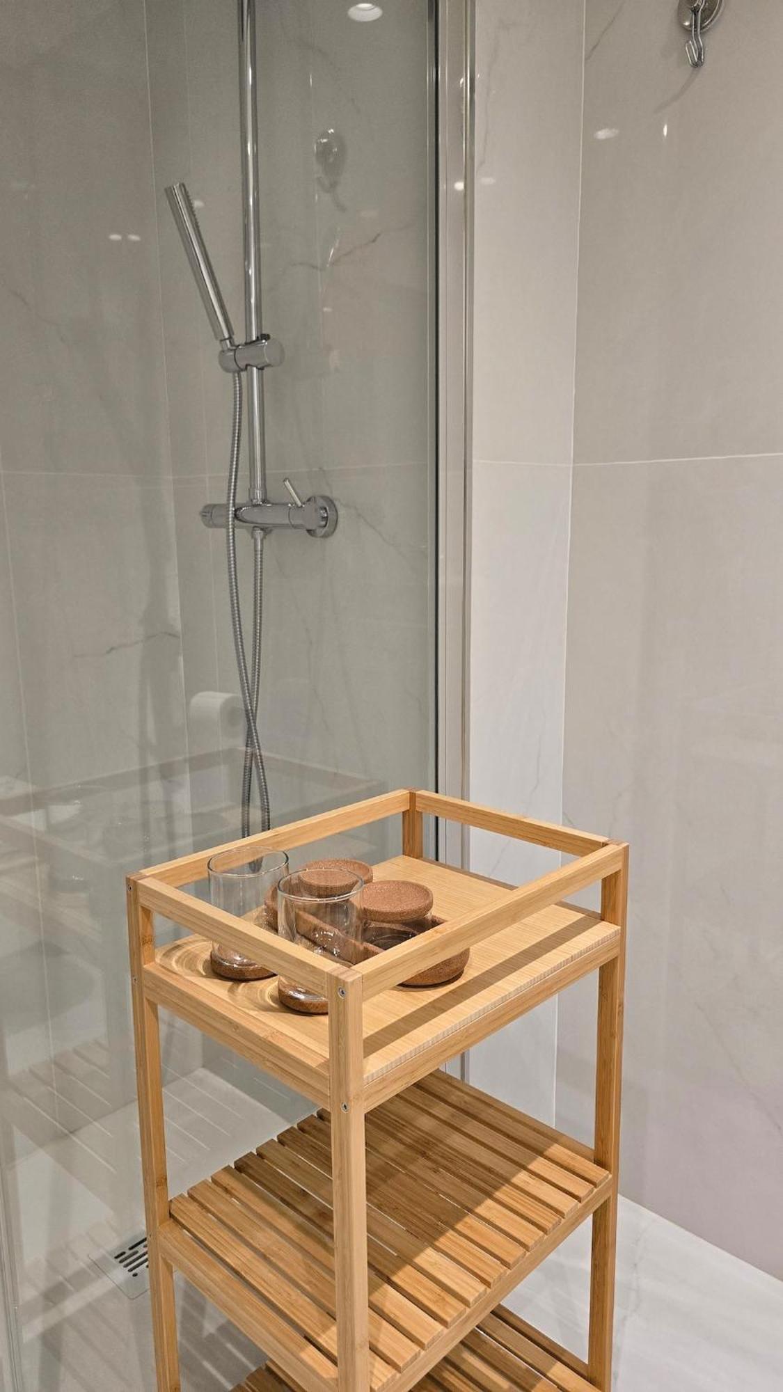 Apartment With Parking & Terrace Porto