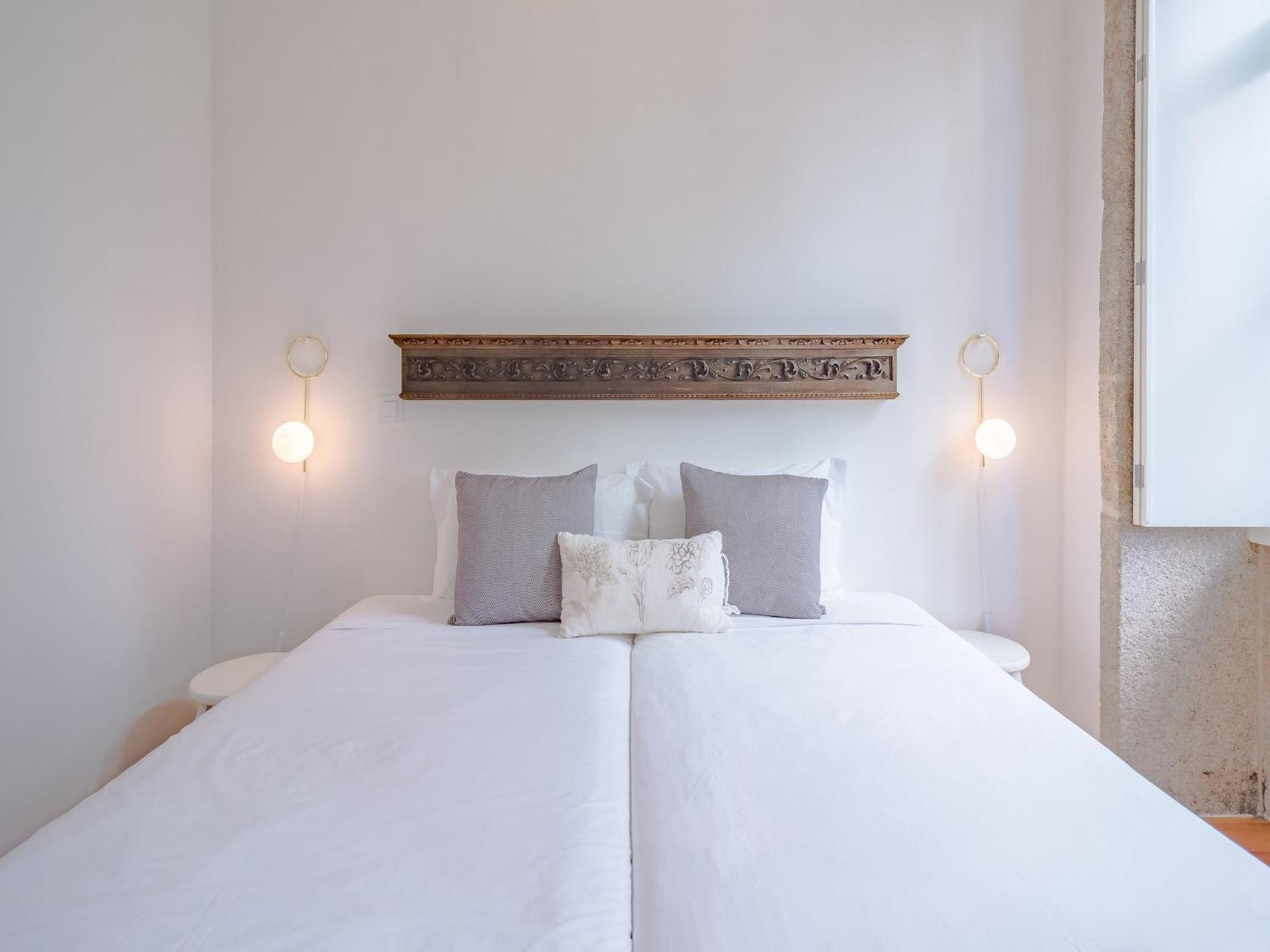 Charming Studio, Ideal For Smaller Groups Apartment *